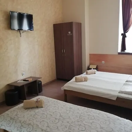Food Guest house *